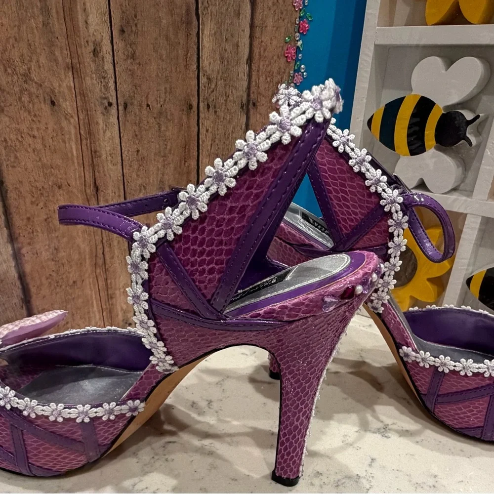 Artisan custom hand-adorned statement heels in shades of purple, embellished sz9